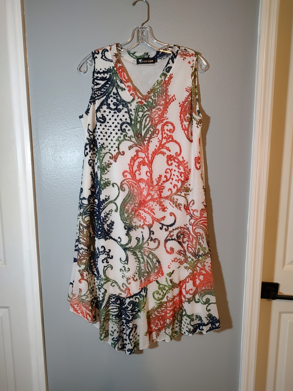 GENERATION Y Sleeveless V-Neck Mini Dress - White with Coral, Navy & Olive